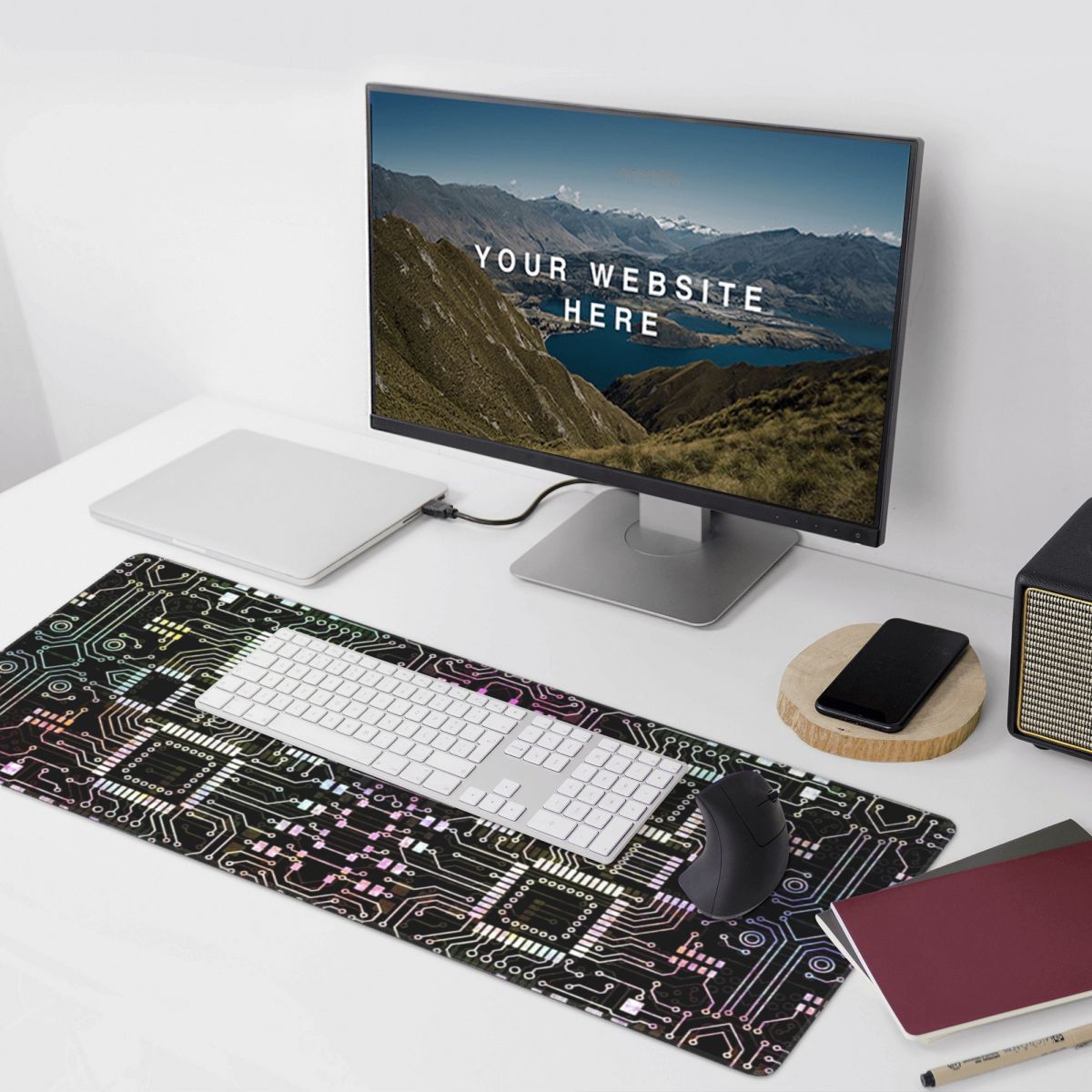Uniquely High-Tech Circuit Boa - Tech Accessories For Laptop recensione e prezzo