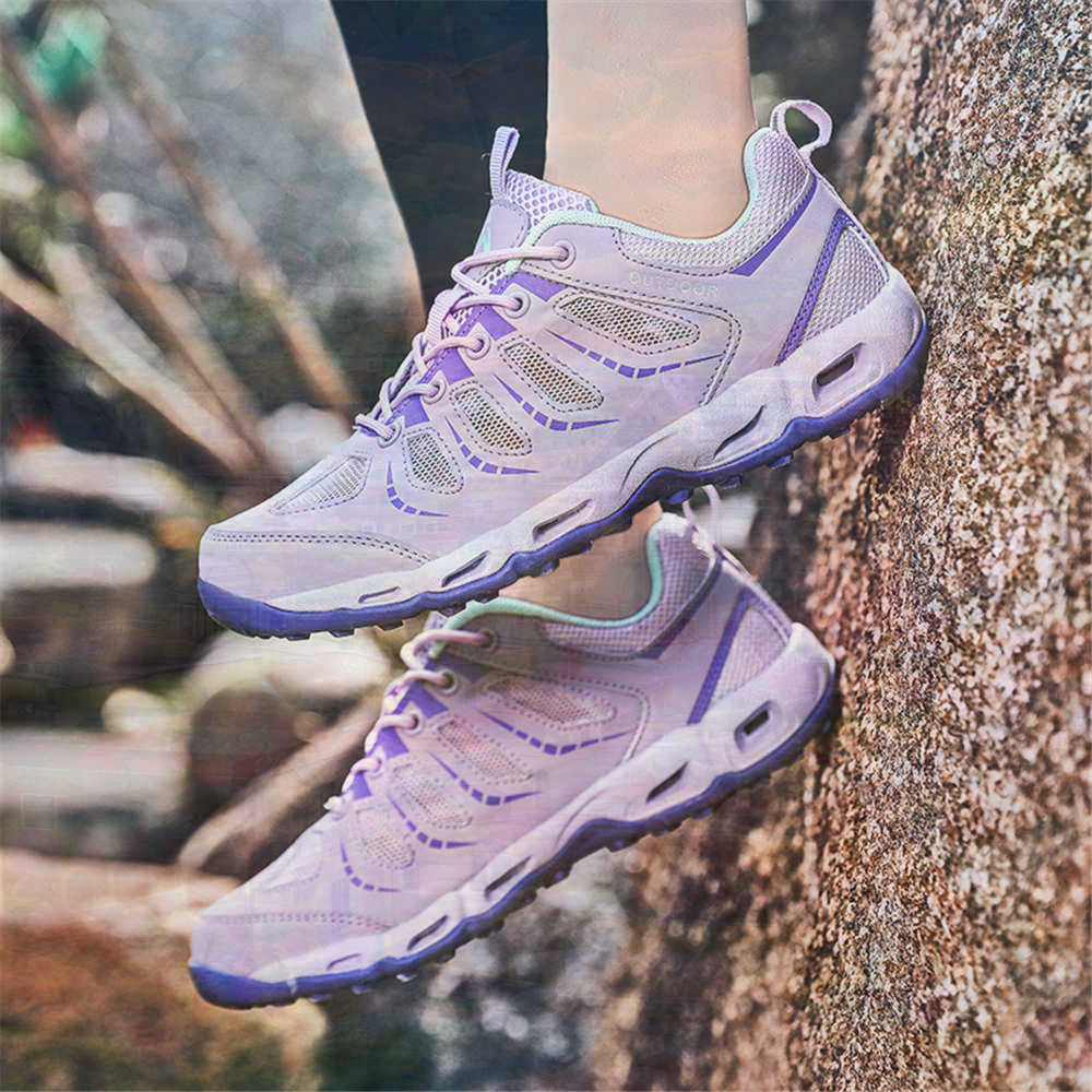 Sumer Round Tip Silver Sneaker - Tech Wear Accessories recensione e prezzo