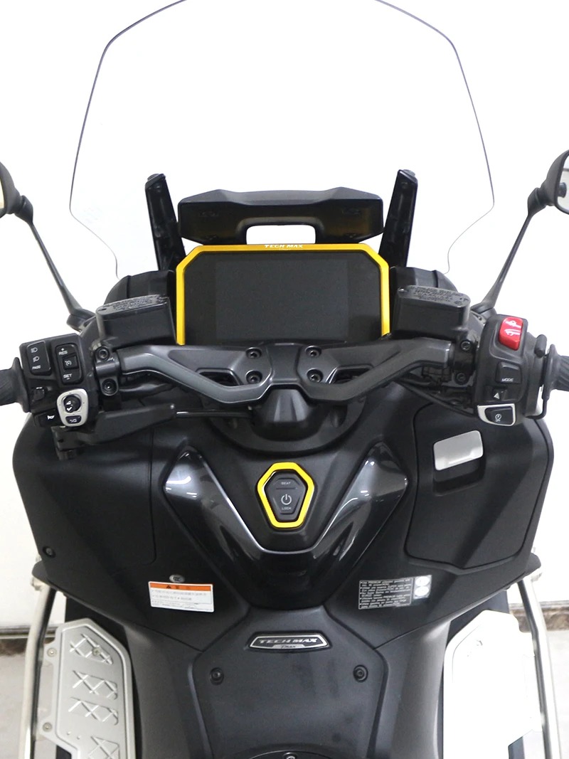 Motorcycle Accessories Refit M - Tech Table Accessories recensione e prezzo