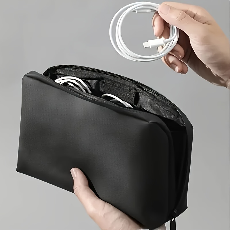 Slim Zippered Tech & Camera Ac - Tech Accessories For Laptop recensione e prezzo