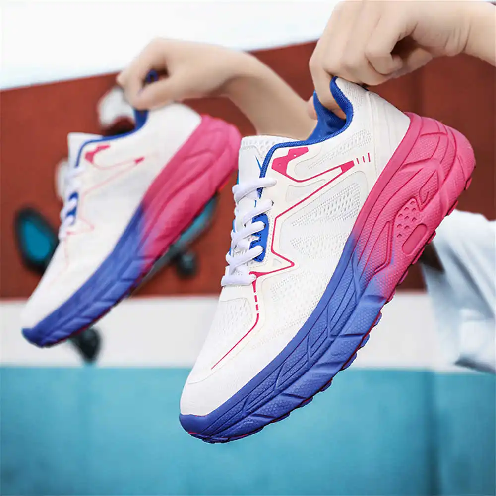 Does Not Slip Size 37 Shoes Si - Tech Accessories Uk recensione e prezzo